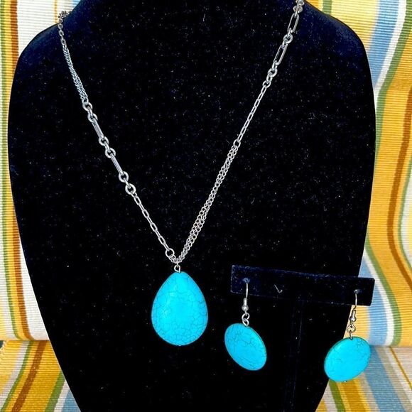 Silver Paperclip Turquoise Inspired Teardrop Pendant & Round Earrings - Picture 1 of 6